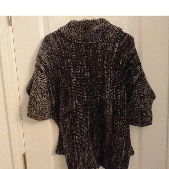 BCBG MaxAzria Open Sweater Cardigan L Short Bat Sleeve Black Tan Chunky Knit - Picture 2 of 8